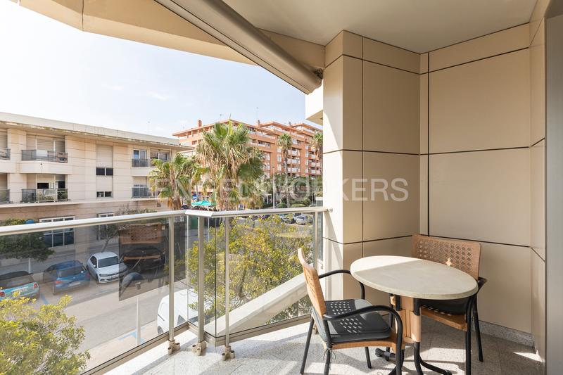 Foto 0debbb86-d9b9-4b81-9c46-b0321ebb70b5. Rent apartment with heating pool in La Patacona Alboraya