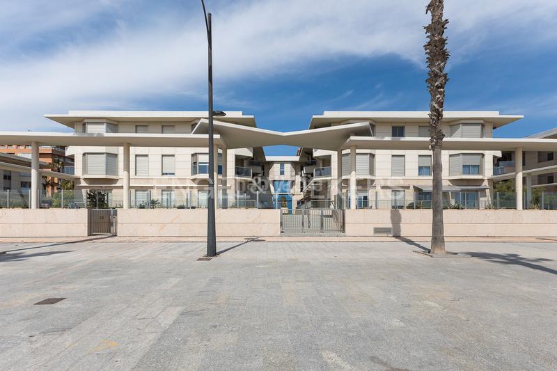 Foto d061f857-9999-47cd-a7c4-976829f9c27b. Rent apartment with heating pool in La Patacona Alboraya