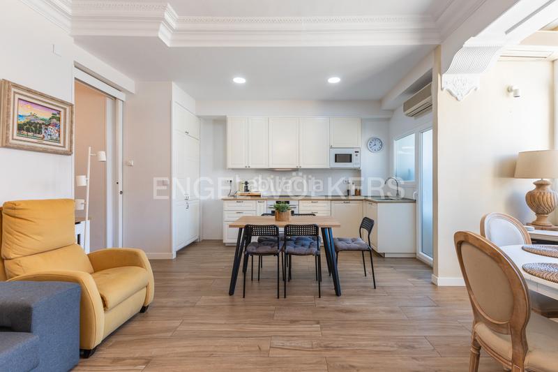 Foto 2f9d75ec-ef25-421f-a379-10d763357ad6. Alquiler apartamento espectacular vivienda de 140 m en Arrancapins en Valencia