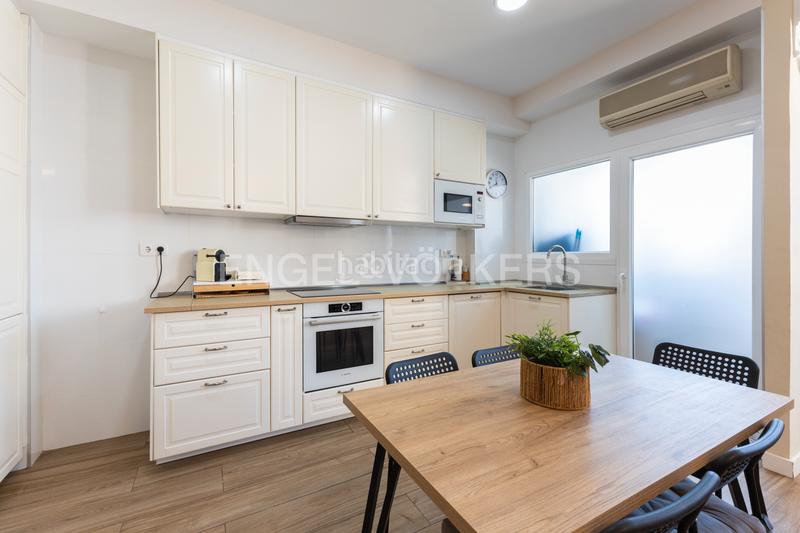 Foto f56bd172-aec1-48ad-8ea9-d8e8b7858ddb. Rent apartment with heating in Arrancapins Valencia