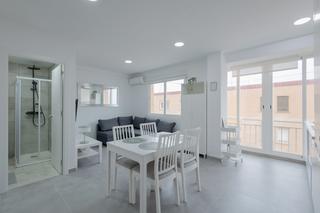 Location Appartement à El Cabanyal-El Canyamelar. Luminoso y reformado piso en el cabanyal
