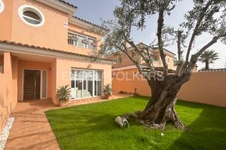 Location Maison jumelée à San Antonio de Benagéber. Precioso pareado con zonas comunes en calle camallonga