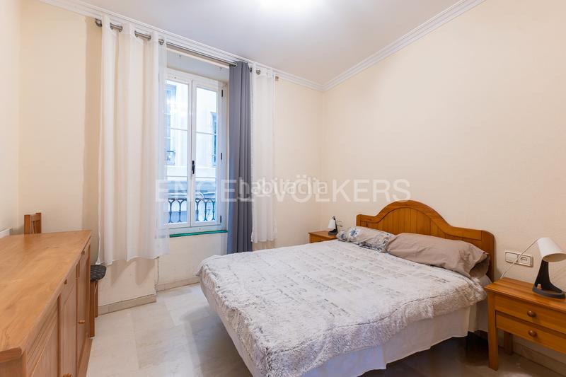 Foto bd58691f-db7e-447c-a728-ec13a1d989e6. Lloguer apartament amb calefacció a Sant Francesc Valencia