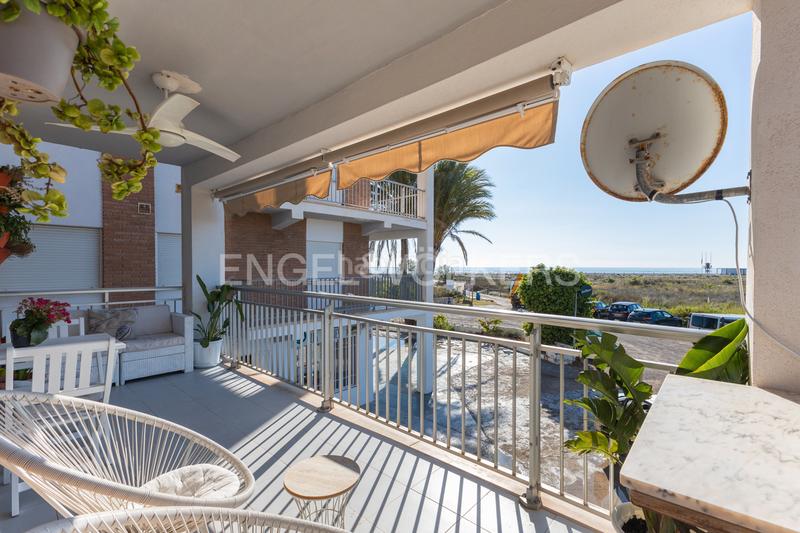 Foto 9c43f852-51cd-45a9-8ebe-9100d8748e24. Apartamento excelente apartamento con vistas al mar en Sagunt