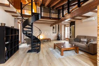 Location Appartement  C/ del tosalet. Fantástico loft ubicado en el barrio de la seu