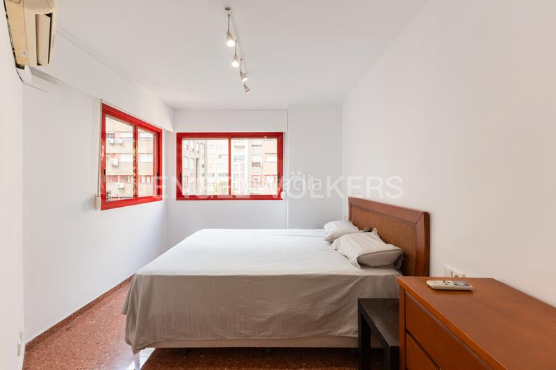 Foto eae3d0a9-9e18-4ed1-b876-bb00e58f981d. Lloguer apartament amb calefacció a Ciutat de les Ciències i de les Arts - Justicia Valencia