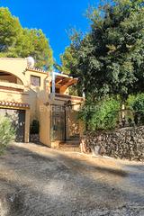 Maison à Pedreguer. Casa con alma en la montana de pedreguer.