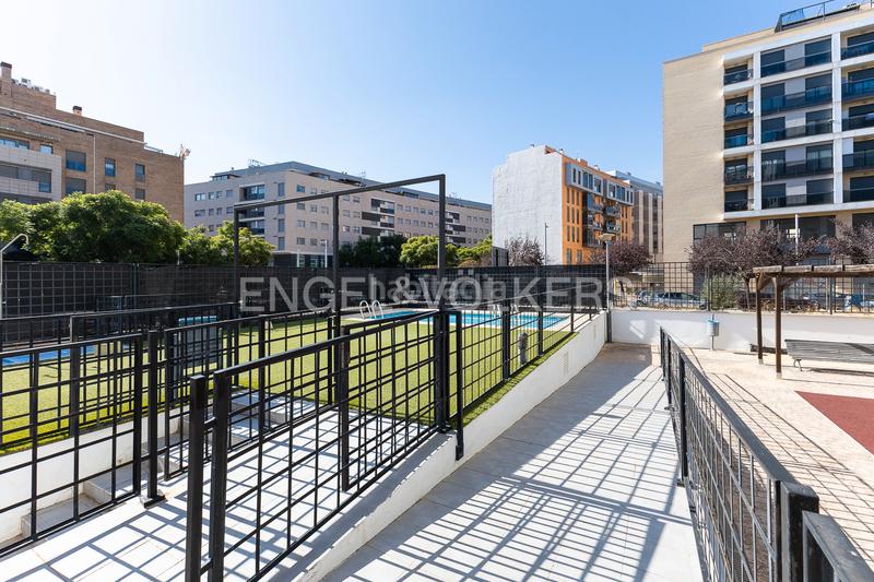 Foto 42732d44-be1e-4d64-9879-b27ffeac4283. Apartament amb calefacció aparcament piscina a Parc Central Torrent