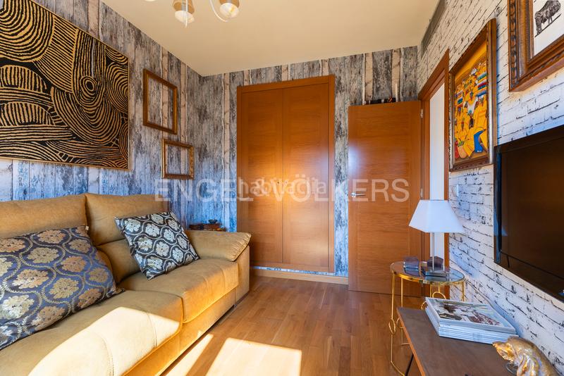 Foto 432c3a9a-bfab-4029-96d8-9970a47bca1a. Apartament amb calefacció aparcament piscina a Parc Central Torrent