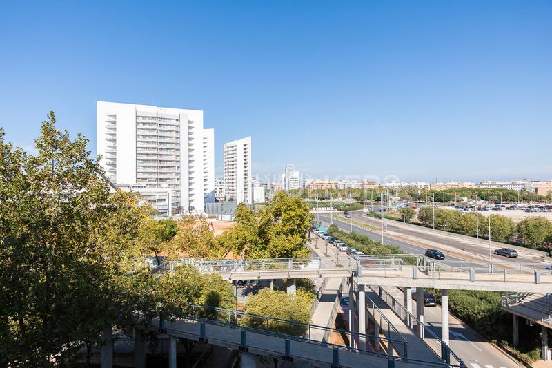 Foto 52d81a77-ddf1-465b-af49-3958bb7cc95a. Apartament amb calefacció aparcament piscina a Parc Central Torrent