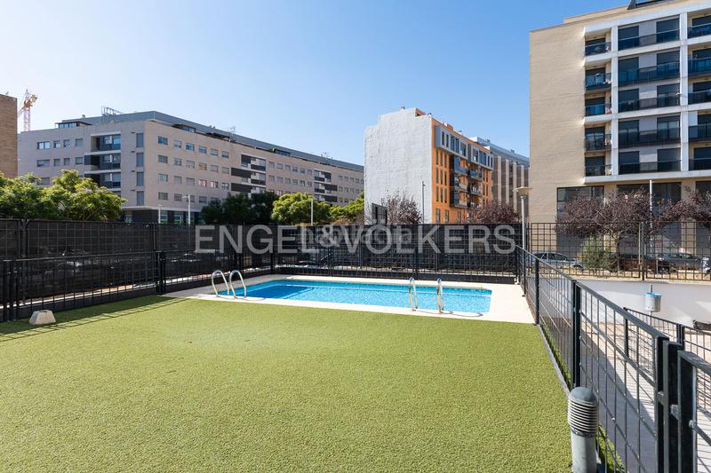 Foto 807de7cf-d9d3-4167-91f8-6f7a50c1fbc6. Apartament amb calefacció aparcament piscina a Parc Central Torrent