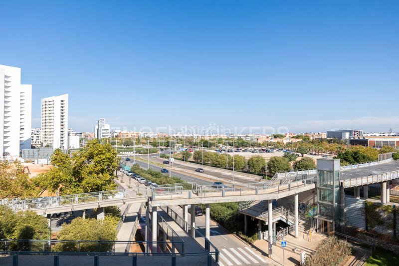 Foto 8917c06a-1321-47a7-8ec7-22588aa01b33. Apartament amb calefacció aparcament piscina a Parc Central Torrent