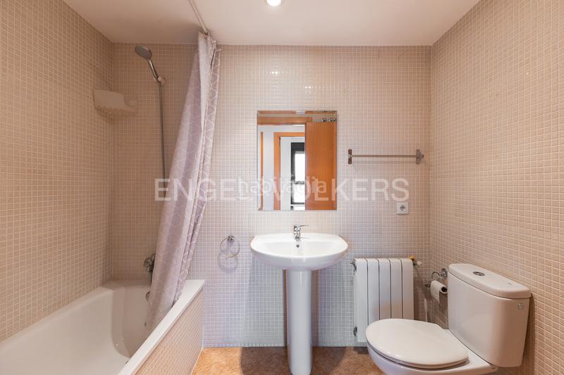 Foto 1d2bf086-6bef-4e75-916b-e6061ef860eb. Piccolo appartamento con riscaldamento parcheggio in Valencia