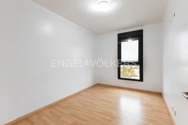 Foto 7fd7b578-d70e-4bdc-9eb7-e33b88fc35c8. Piccolo appartamento con riscaldamento parcheggio in Valencia