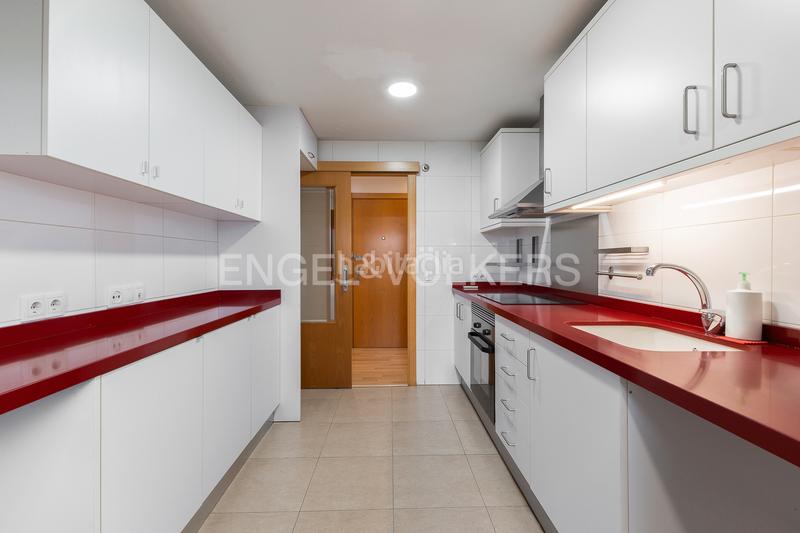 Foto 87df4a37-04d1-493b-9d9e-2229dfce221e. Piccolo appartamento con riscaldamento parcheggio in Valencia