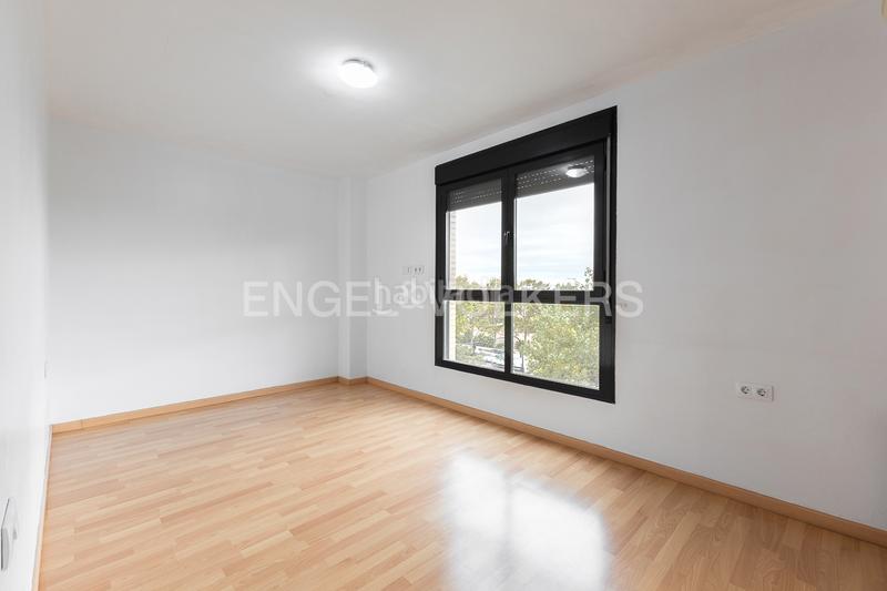 Foto d7e52d32-c71b-4c03-9eb2-8d52ca944132. Piccolo appartamento con riscaldamento parcheggio in Valencia