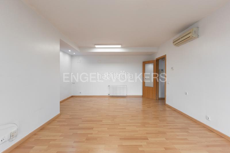 Foto dfa584dd-f6c9-4647-9462-90acb6089669. Piccolo appartamento con riscaldamento parcheggio in Valencia