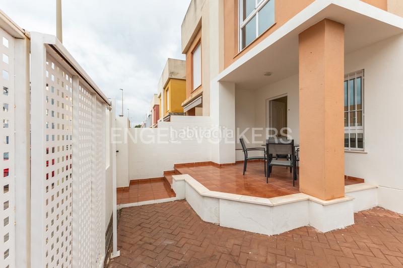 Foto 9a5086ec-f2cd-4c8e-9147-0cd9a346ecde. Alquiler casa adosado en alquiler espacio, confort y vistas inigualables en Moncofa