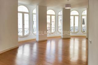 Affitto Piccolo appartamento in Sant Francesc. Piso señorial en el corazón de sant francesc, ciutat vella