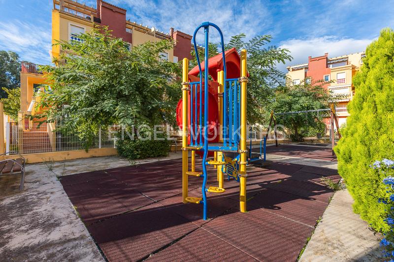 Foto 2f9e0f92-c7ab-4c07-91de-d3026ed525b6. Apartamento moderno ático con vistas al mar en L'Almadrava - L'Estanyó Dénia