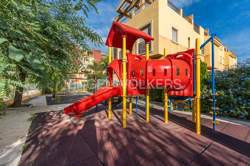 Foto 6b89f6a0-c110-4f22-b659-76198a927012. Apartamento moderno ático con vistas al mar en L'Almadrava - L'Estanyó Dénia