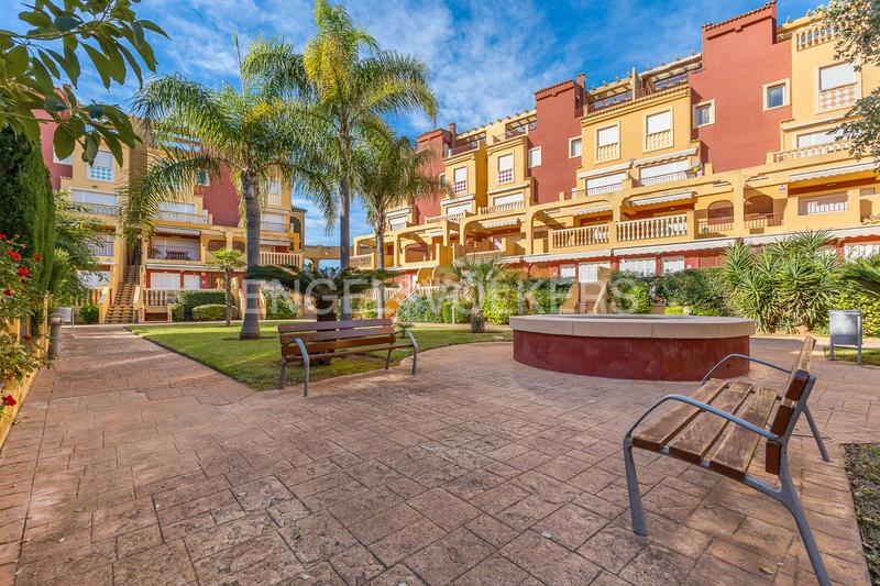 Foto f069aa19-e19c-4e53-83f9-d3079fce7c2c. Apartamento moderno ático con vistas al mar en L'Almadrava - L'Estanyó Dénia