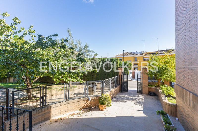 Foto 21cb846a-f3c5-4ff5-9f34-a8567b32fad8. Affitto casa con riscaldamento parcheggio piscina in Torrent