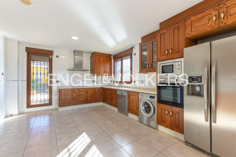 Foto 479f7adc-2a68-4f94-bb84-6476bb8ad6ee. Affitto casa con riscaldamento parcheggio piscina in Torrent