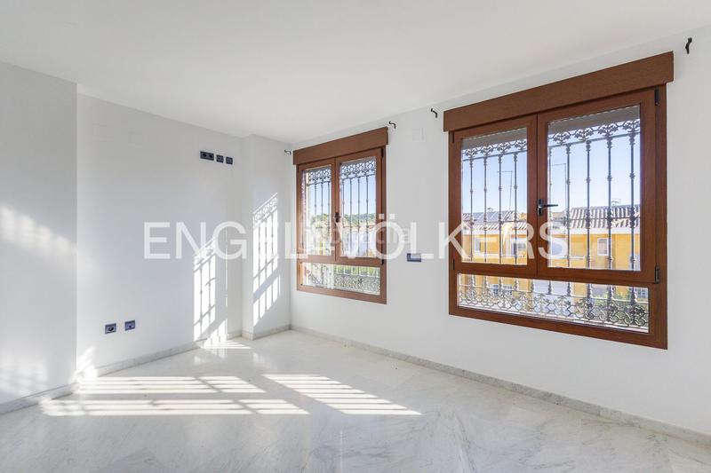 Foto 5112a817-f051-406f-9c66-19712aa858b9. Rent house with heating parking pool in El Vedat - Santa Apolonia Torrent