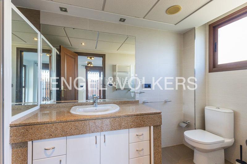 Foto 697f760f-f7e3-4190-9357-ab0ba483dc55. Rent house with heating parking pool in El Vedat - Santa Apolonia Torrent