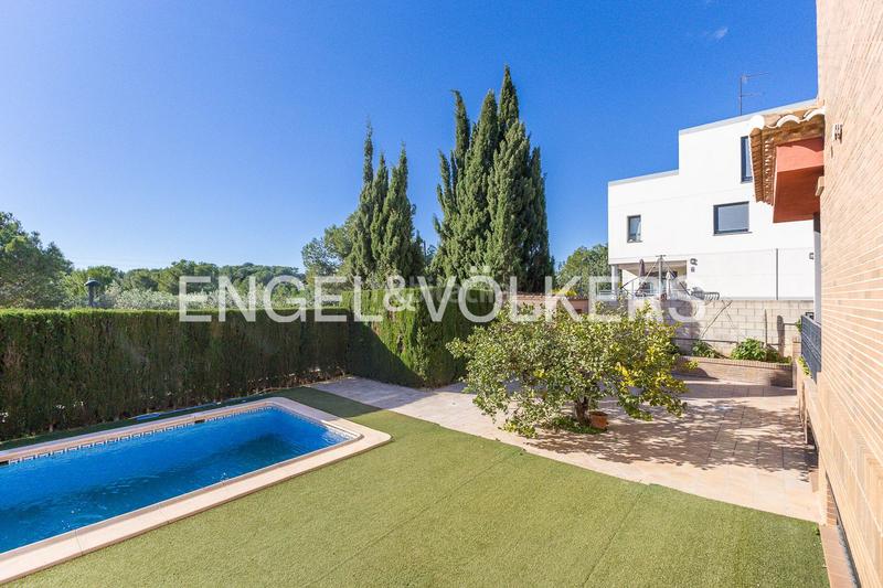 Foto 79284630-46f6-4519-a301-46bb6cae4f0a. Rent house with heating parking pool in El Vedat - Santa Apolonia Torrent