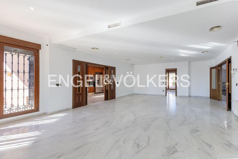 Foto a72d0a9c-6a64-4bef-a51a-1bdc22b553b7. Rent house with heating parking pool in El Vedat - Santa Apolonia Torrent