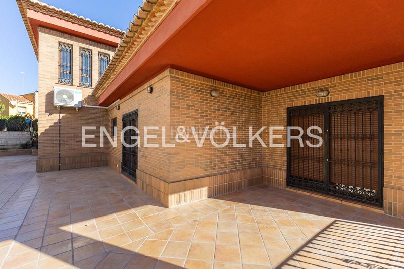 Foto bc9863a8-2e7b-4f61-ab3f-217aba7905ed. Rent house with heating parking pool in El Vedat - Santa Apolonia Torrent