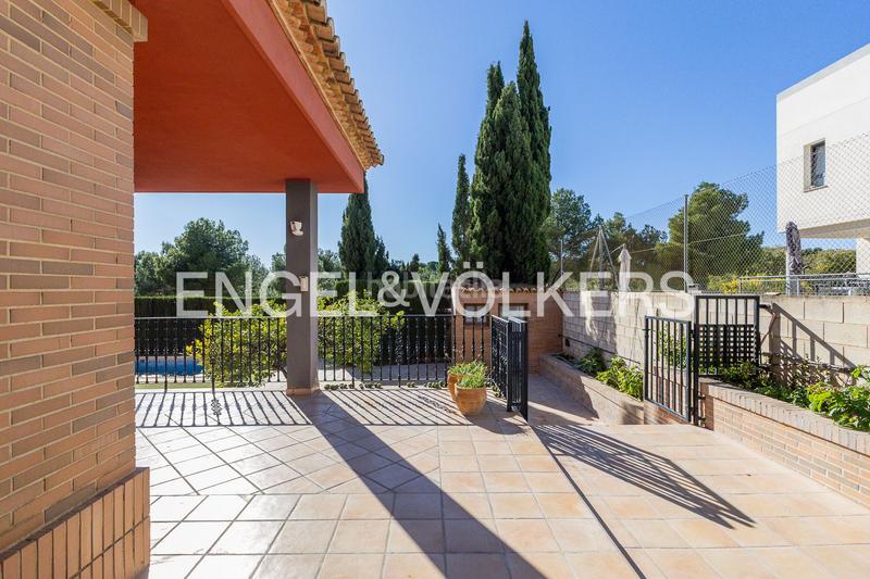 Foto ebfec6c7-77ae-4cca-aa6a-2a82fa710fa1. Rent house with heating parking pool in El Vedat - Santa Apolonia Torrent