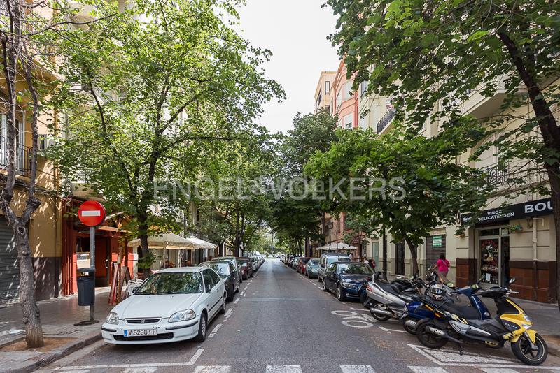 Foto 27909350-0af6-4643-98a6-3ed029921c2b. Appartement avec chauffage parking dans Russafa Valencia