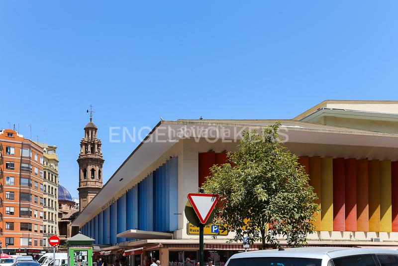 Foto ca437d9d-9bb6-49e9-9580-bb9bebee390d. Appartement avec chauffage parking dans Russafa Valencia