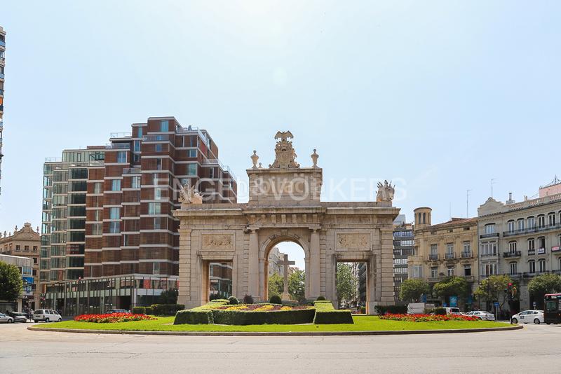 Foto ef0c0be9-9dfa-4d2b-bc08-418feaff3024. Apartament amb calefacció aparcament a Russafa Valencia