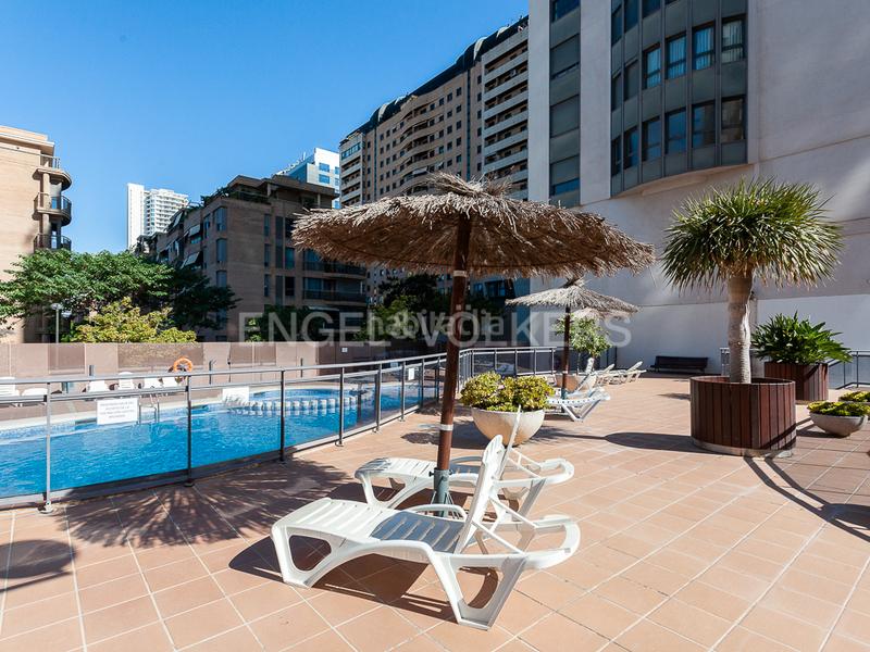 Foto 01030b2a-9412-4600-944e-bb3616c80a3a. Attico con riscaldamento parcheggio piscina in Sant Pau Valencia