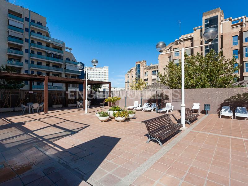 Foto 5b049aaf-a198-4cba-9cc1-34eb2189897d. Attico con riscaldamento parcheggio piscina in Sant Pau Valencia