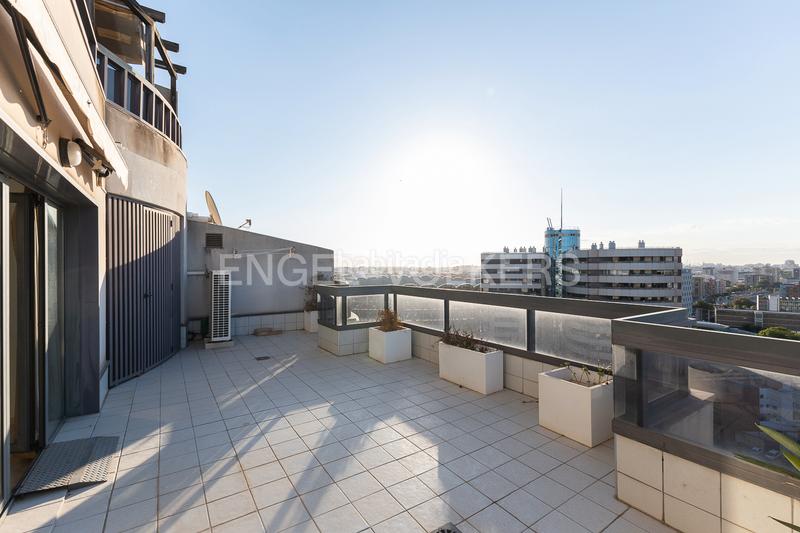 Foto 867a0c14-2cba-4729-a669-db214238c761. Attico con riscaldamento parcheggio piscina in Sant Pau Valencia