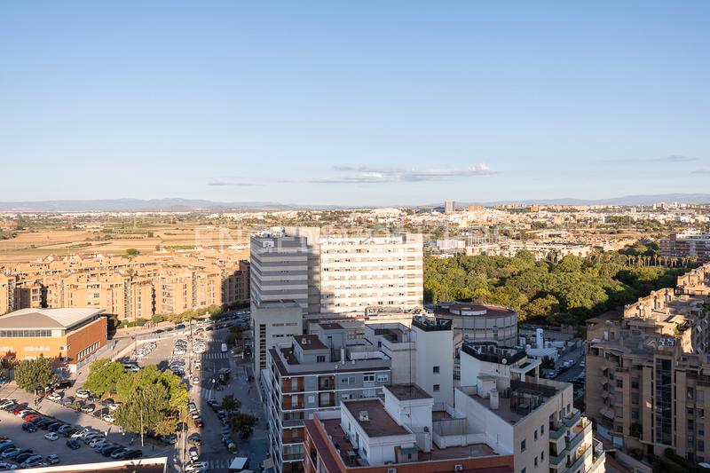 Foto a717a260-6c97-4896-b6ca-32755625e916. Attico con riscaldamento parcheggio piscina in Sant Pau Valencia