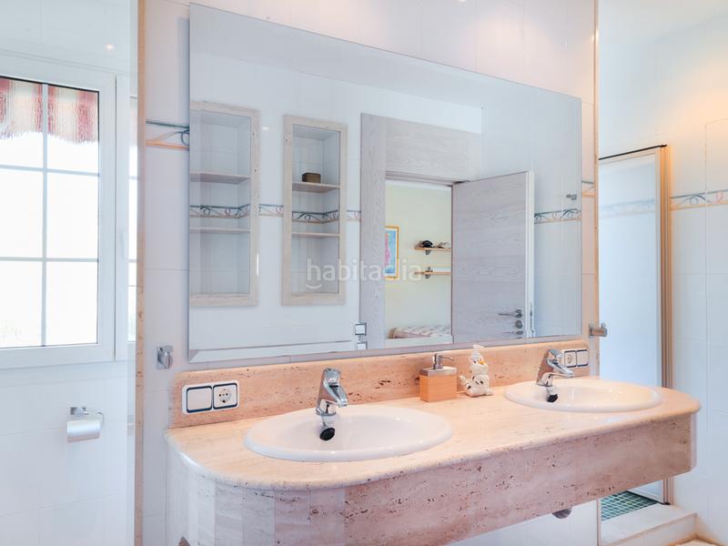 Foto 180a4809-c80d-497e-b87e-5315646abb20. Rent house with heating parking pool in Godella