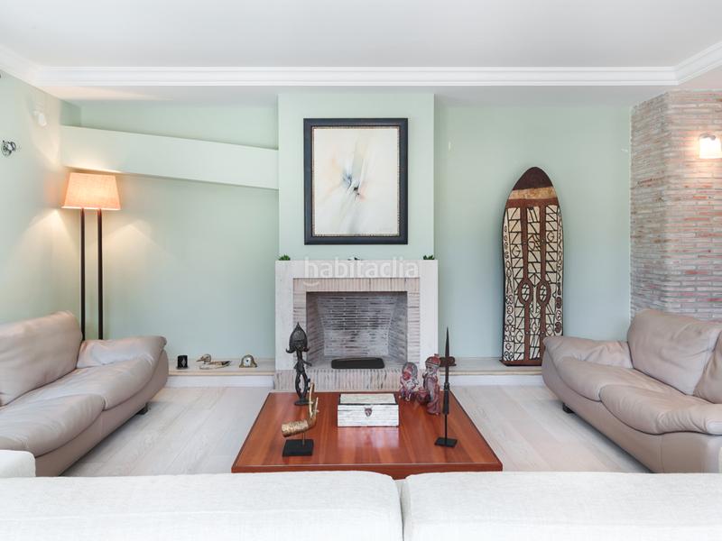 Foto b08530fc-6af9-40b8-af38-d1aacd33547b. Rent house with heating parking pool in Godella