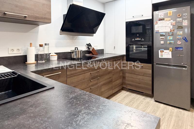 Foto 974e7df3-7752-44cf-a974-e70aece06ff1. Affitto casa con riscaldamento in San Antonio de Benagéber