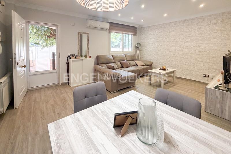 Foto cb5da07f-2ee4-421a-aba2-ef70faef107c. Affitto casa con riscaldamento in San Antonio de Benagéber