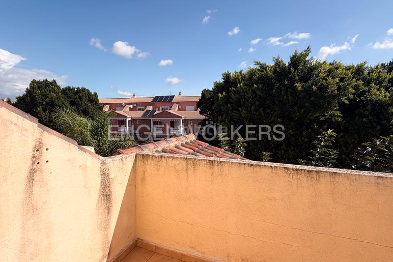 Foto e4fb7a27-72c3-4a25-bc25-23cfdf1d425f. Affitto casa con riscaldamento in San Antonio de Benagéber