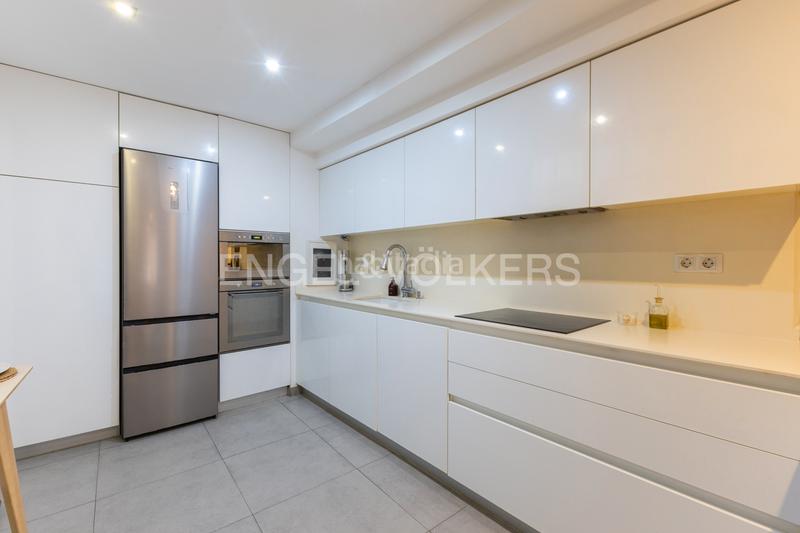 Foto 1caac877-82f4-4a66-a0e3-d153ec960045. Apartamento precioso piso en un edificio emblematico del carmen en Valencia