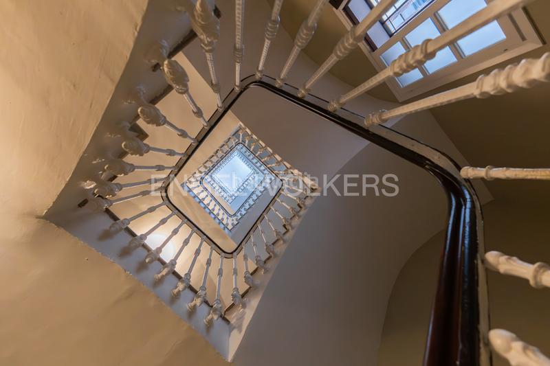 Foto 5ad02050-00b3-4813-97e3-540079784ea1. Apartamento precioso piso en un edificio emblematico del carmen en Valencia