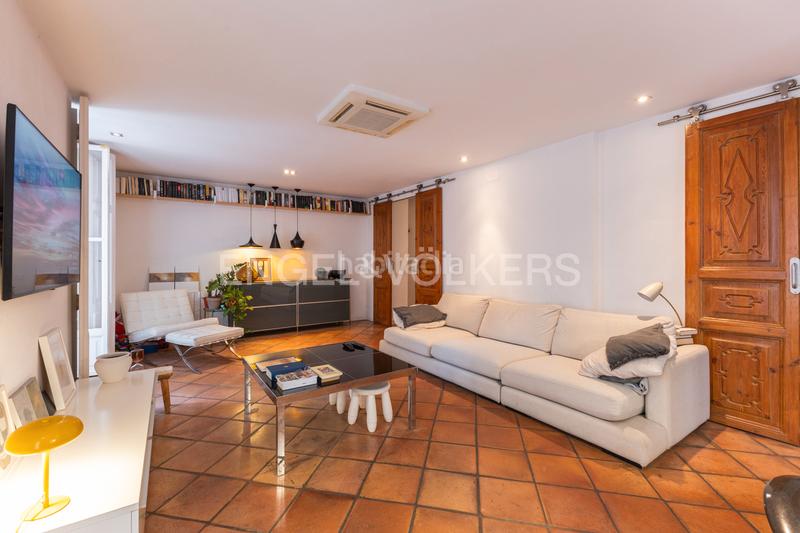 Foto cf0a1372-da08-4f51-9b1f-dad793da693e. Apartamento precioso piso en un edificio emblematico del carmen en Valencia