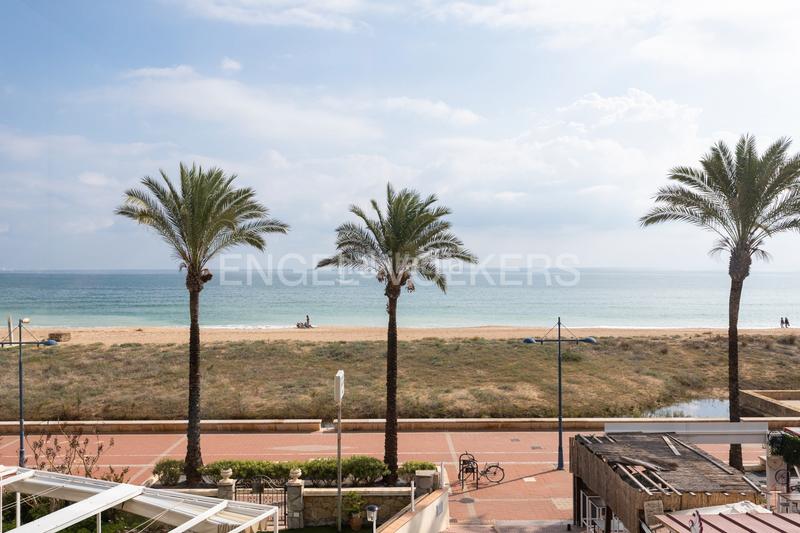 Foto 08949819-fc30-4cbf-89f1-48c2acf2943d. Apartament amb calefacció aparcament piscina a Playa Norte Peñíscola